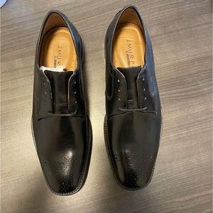 Johnston Murphy men’s dress shoe